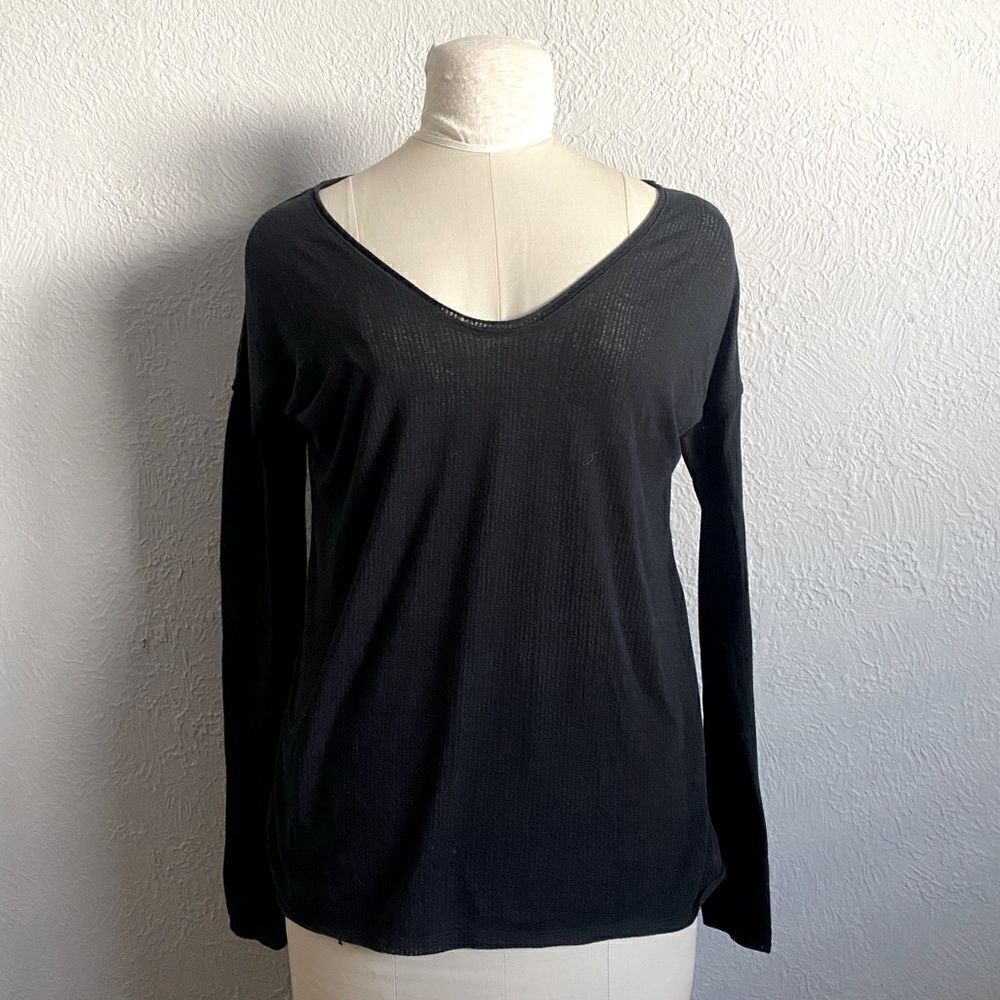 🪦Lululemon 6/8 Tight Knit Black Long Sleeve (3 for 30 sale)